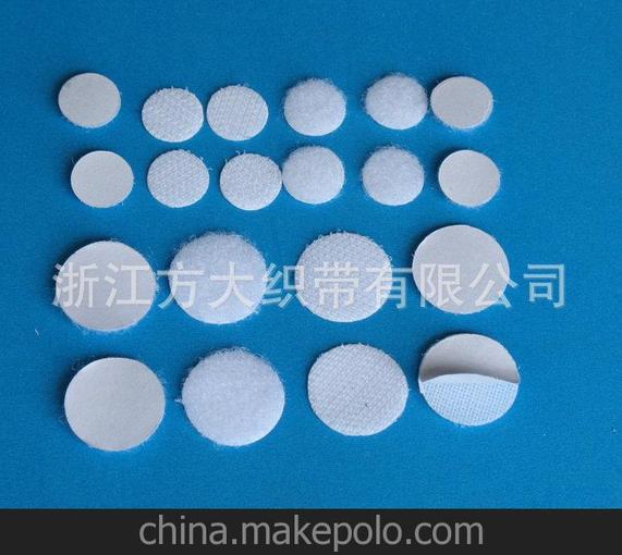 廠(chǎng)家推薦 高檔背膠粘扣帶 尼龍魔術(shù)貼粘扣帶圖片