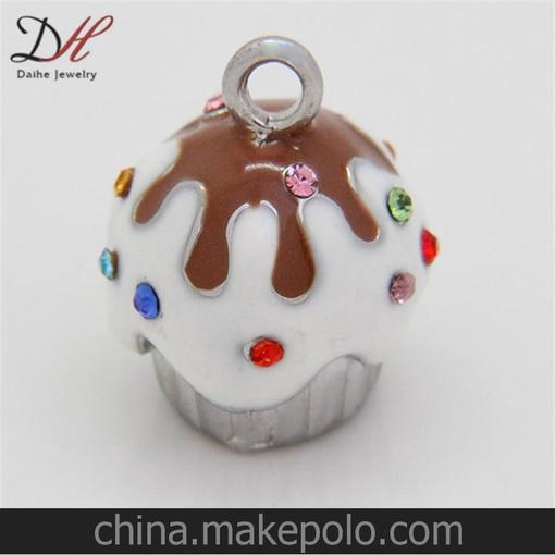DH-118822韓版可愛(ài)時(shí)尚創(chuàng)意鑲鉆彩色蛋糕吊墜兒童造型吊墜圖片